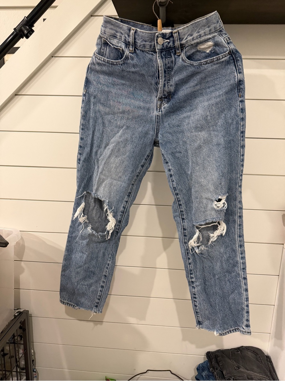 PACSUN DISTRESSED HIGH RISE STRAIGHT WOMEN’S 26